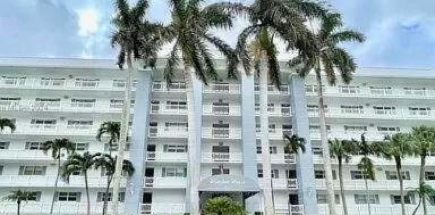 Condominio en Fort Lauderdale, Florida, 2 dormitorios  № 956988
