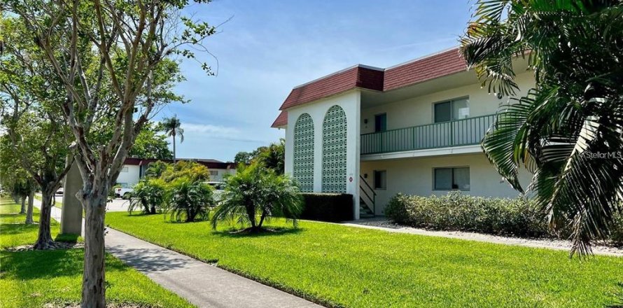 Condominio en Sarasota, Florida, 2 dormitorios № 1905863