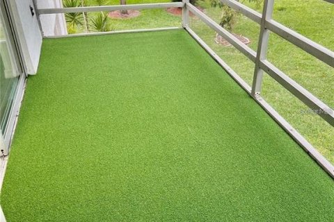 Condominio en alquiler en Sarasota, Florida, 2 dormitorios, 90.77 m2 № 1905863 - foto 11