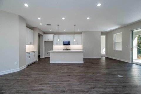 House in Ocala, Florida 4 bedrooms, 199.28 sq.m. № 1832091 - photo 10