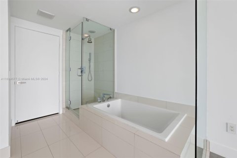 Купить кондоминиум в Майами, Флорида 2 спальни, 111.3м2, № 1958360 - фото 17