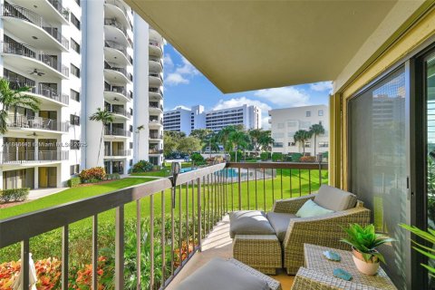 Condominio en alquiler en North Palm Beach, Florida, 3 dormitorios, 186.83 m2 № 1933093 - foto 29