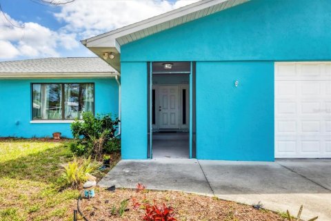 House in Englewood, Florida 3 bedrooms, 228.17 sq.m. № 1872811 - photo 3