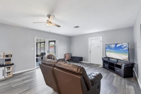 House in Englewood, Florida 3 bedrooms, 228.17 sq.m. № 1872811 - photo 19