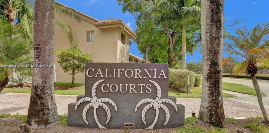Touwnhouse à Weston, Floride 3 chambres, 127 m2 № 2080947