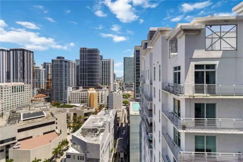 Copropriété à vendre à Miami, Floride: 2 chambres, 60.11 m2 № 2003437 - photo 29