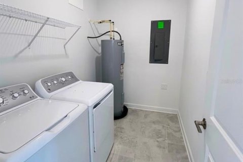 Adosado en venta en Orlando, Florida, 3 dormitorios, 151.99 m2 № 2231717 - foto 24