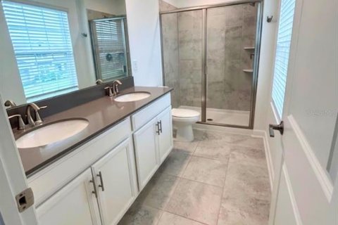 Adosado en venta en Orlando, Florida, 3 dormitorios, 151.99 m2 № 2231717 - foto 17