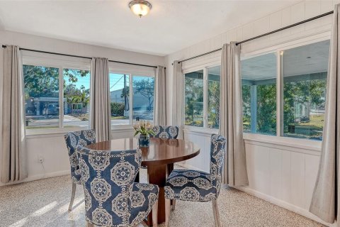 Villa ou maison à vendre à Sarasota, Floride: 3 chambres, 159.88 m2 № 2148669 - photo 7