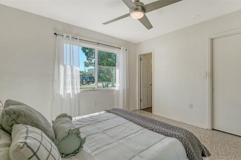 Villa ou maison à vendre à Sarasota, Floride: 3 chambres, 159.88 m2 № 2148669 - photo 18