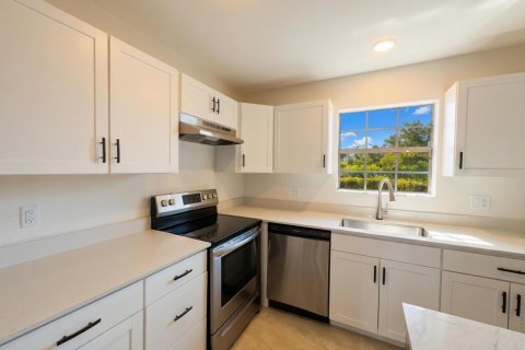 Condominio en Coral Springs, Florida, 2 dormitorios  № 2087310