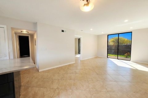 Condominio en venta en Coral Springs, Florida, 2 dormitorios, 85.93 m2 № 2087310 - foto 5