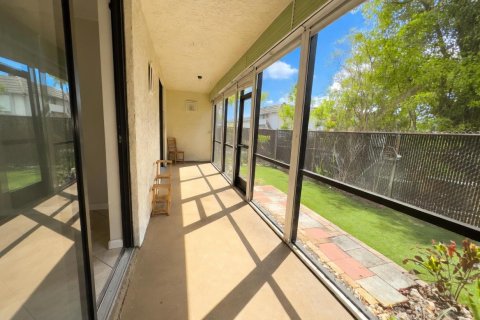 Condominio en venta en Coral Springs, Florida, 2 dormitorios, 85.93 m2 № 2087310 - foto 11
