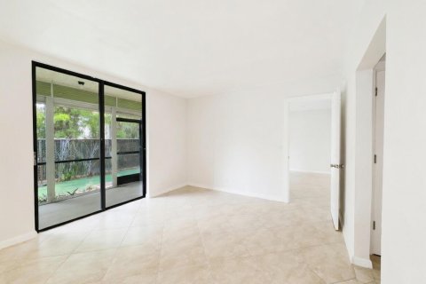 Condominio en venta en Coral Springs, Florida, 2 dormitorios, 85.93 m2 № 2087310 - foto 6