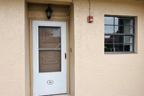 Condominio en venta en Coral Springs, Florida, 2 dormitorios, 85.93 m2 № 2087310 - foto 12