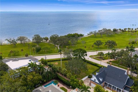 Land in Saint Petersburg, Florida № 1877131 - photo 1