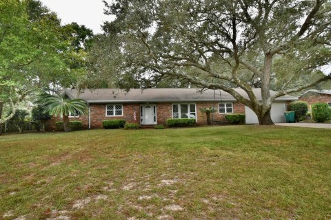 Casa en alquiler en Shalimar, Florida, 4 dormitorios, 186.73 m2 № 562671 - foto 1