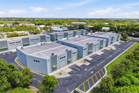 Propiedad comercial en venta en Jensen Beach, Florida № 2154392 - foto 9