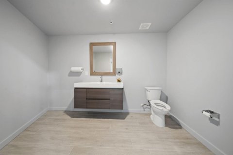 Propiedad comercial en venta en Jensen Beach, Florida № 2154392 - foto 6