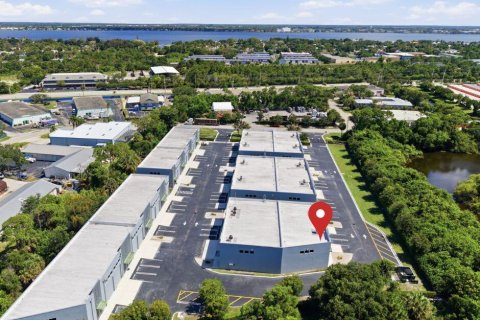 Propiedad comercial en venta en Jensen Beach, Florida № 2154392 - foto 12