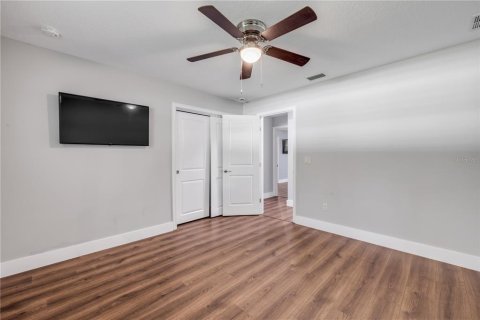 House in New Smyrna Beach, Florida 4 bedrooms, 222.87 sq.m. № 1742887 - photo 24