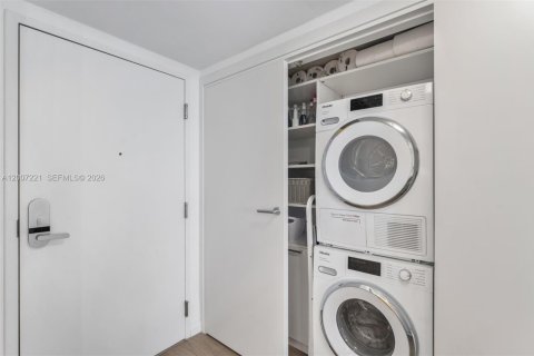 Снять в аренду кондоминиум в Майами-Бич, Флорида 1 спальня, 81.75м2, № 2073865 - фото 13