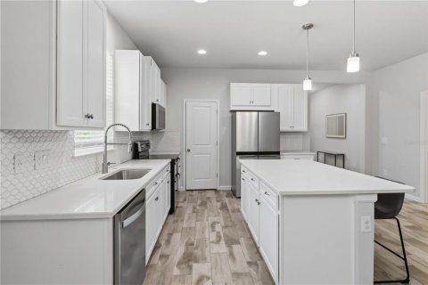 House in Riverview, Florida 3 bedrooms, 187.38 sq.m. № 2314469 - photo 7