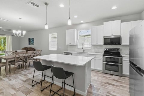 House in Riverview, Florida 3 bedrooms, 187.38 sq.m. № 2314469 - photo 9