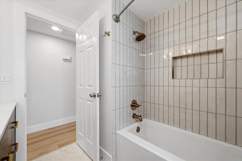 Villa ou maison à vendre à Largo, Floride: 3 chambres, 137.87 m2 № 2148065 - photo 21