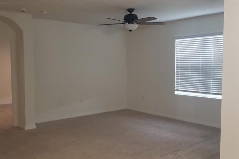 House in Davenport, Florida 4 bedrooms, 171.96 sq.m. № 1807210 - photo 3