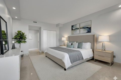 Copropriété à vendre à Miami, Floride: 2 chambres, 105.91 m2 № 1987946 - photo 11