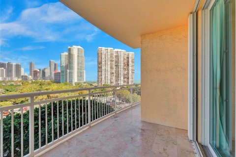 Copropriété à vendre à Miami, Floride: 2 chambres, 105.91 m2 № 1987946 - photo 30