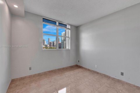 Copropriété à vendre à Miami, Floride: 2 chambres, 105.91 m2 № 1987946 - photo 6