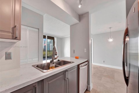 Copropriété à vendre à Miami, Floride: 2 chambres, 105.91 m2 № 1987946 - photo 18