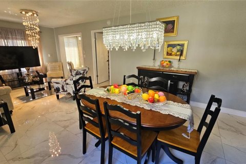 Touwnhouse à vendre à New Port Richey, Floride: 3 chambres, 134.99 m2 № 1777420 - photo 7