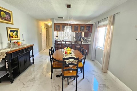 Touwnhouse à vendre à New Port Richey, Floride: 3 chambres, 134.99 m2 № 1777420 - photo 6