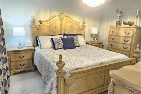Touwnhouse à vendre à New Port Richey, Floride: 3 chambres, 134.99 m2 № 1777420 - photo 10
