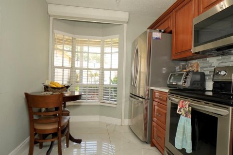 Touwnhouse à vendre à New Port Richey, Floride: 3 chambres, 134.99 m2 № 1777420 - photo 3
