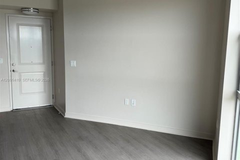 Copropriété à louer à Fort Lauderdale, Floride: 1 chambre, 67.08 m2 № 2170153 - photo 4