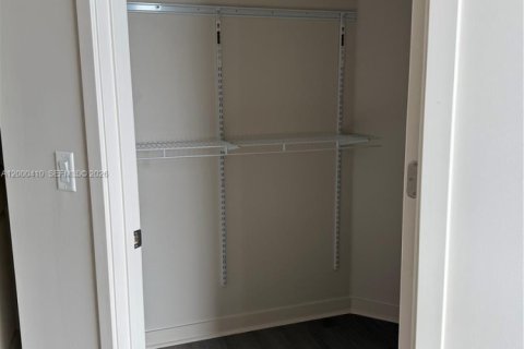 Copropriété à louer à Fort Lauderdale, Floride: 1 chambre, 67.08 m2 № 2170153 - photo 10