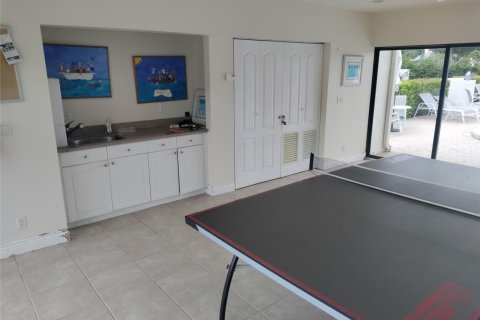 Townhouse in Boynton Beach, Florida 2 bedrooms, 185.43 sq.m. № 650567 - photo 1