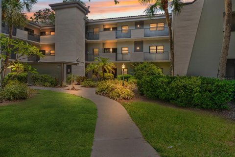 Condominio en Clearwater, Florida, 2 dormitorios № 2211456