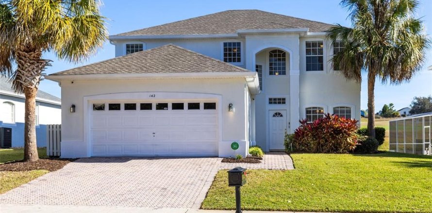 House in Davenport, Florida 5 bedrooms, 250.84 sq.m. № 2099043
