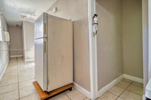 Снять в аренду виллу или дом в Майами, Флорида 2 спальни, 227.24м2, № 1950082 - фото 8