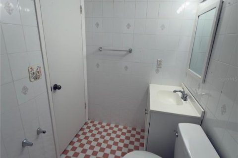 Villa ou maison à louer à Pinellas Park, Floride: 3 chambres, 111.11 m2 № 2373423 - photo 25