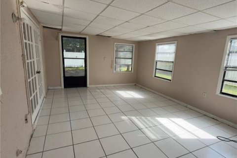 Villa ou maison à louer à Pinellas Park, Floride: 3 chambres, 111.11 m2 № 2373423 - photo 27
