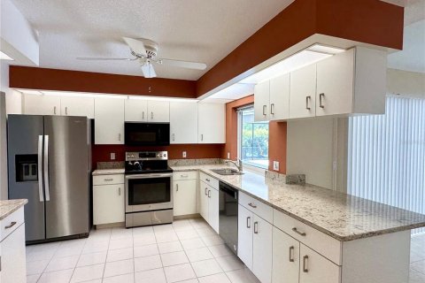 House in Venice, Florida 3 bedrooms, 210.24 sq.m. № 2238775 - photo 19
