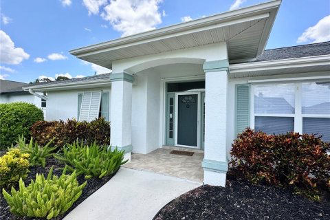 House in Venice, Florida 3 bedrooms, 210.24 sq.m. № 2238775 - photo 10