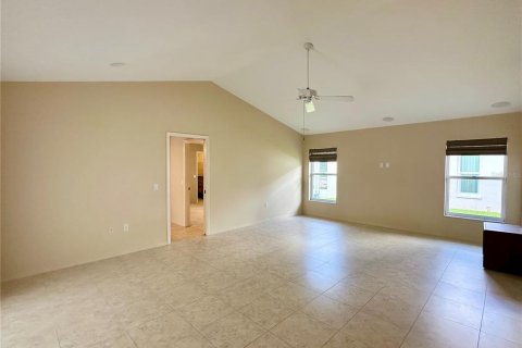 House in Venice, Florida 3 bedrooms, 210.24 sq.m. № 2238775 - photo 29