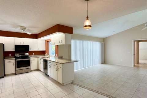 House in Venice, Florida 3 bedrooms, 210.24 sq.m. № 2238775 - photo 5